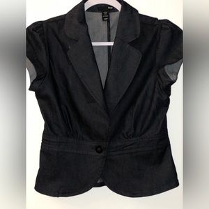 H&M Short Sleeve Jacket size 8